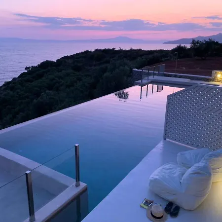 빌라 Katikies Manis *