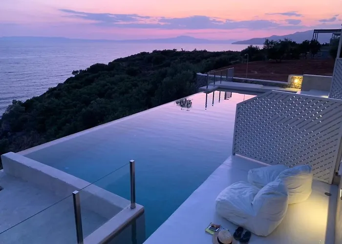 Villa Katikies Manis *